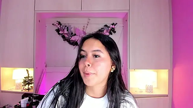 valerymeyerr online show from December 28, 2024, 4:19 am
