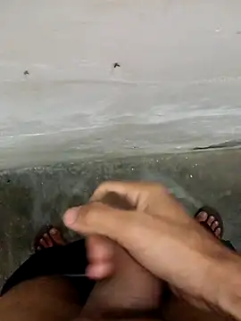 Snapshot of Sweety_2144 chatting on March 2, 2025, 12:43 pm Sweety 2144 online show from March 2, 2025, 12:43 pm