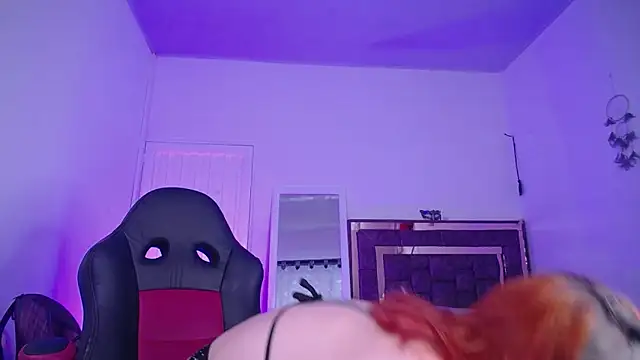 alejandrafitt online show from October 24, 2025, 10:06 pm