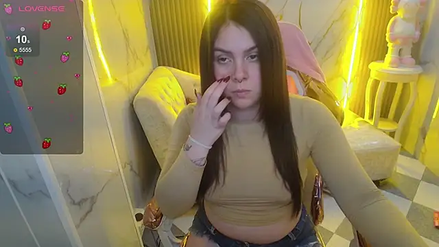 Paula b  online show from September 27, 2025, 12:43 pm