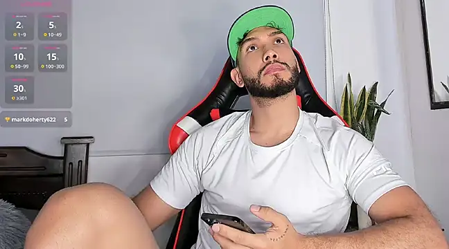 sanjuan01 online show from December 13, 2024, 2:32 am