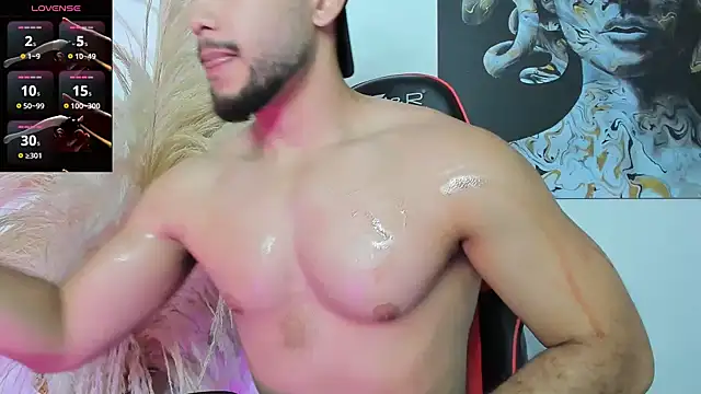 sanjuan01 online show from November 3, 2025, 9:05 pm