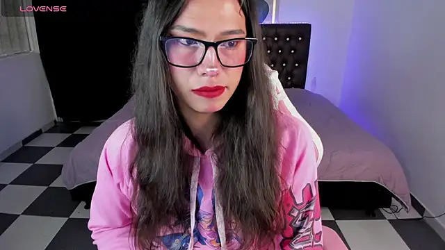 paula kawaiifu  online show from January 5, 2025, 5:09 pm