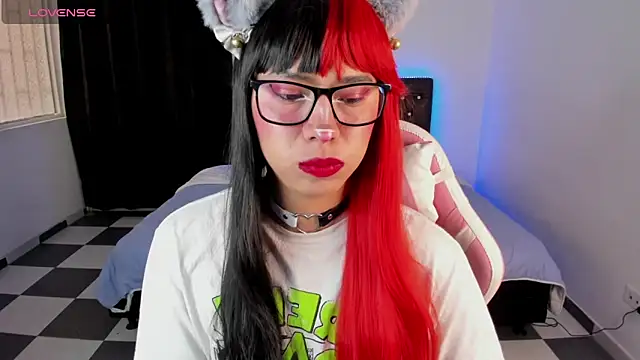 paula kawaiifu  online show from January 16, 2025, 5:23 pm