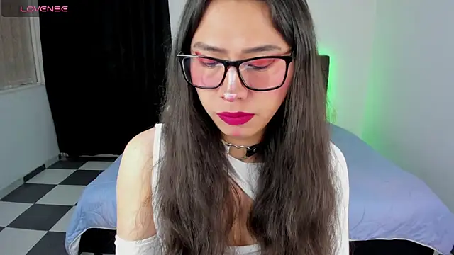 paula kawaiifu  online show from January 28, 2025, 1:49 pm