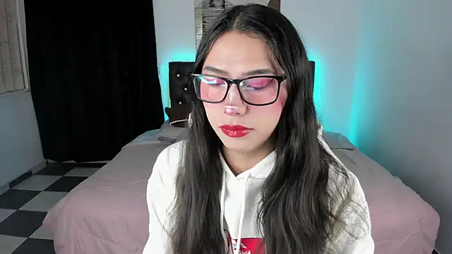 paula kawaiifu  online show from March 20, 2025, 1:59 pm