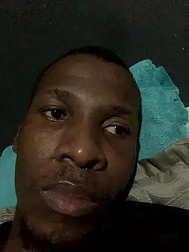 Snapshot of DManL chatting on January 8, 2026, 7:38 pm DManL online show from January 8, 2026, 7:38 pm