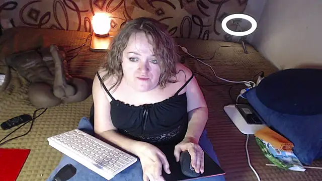 MiniNatalie online show from January 26, 2025, 5:23 am