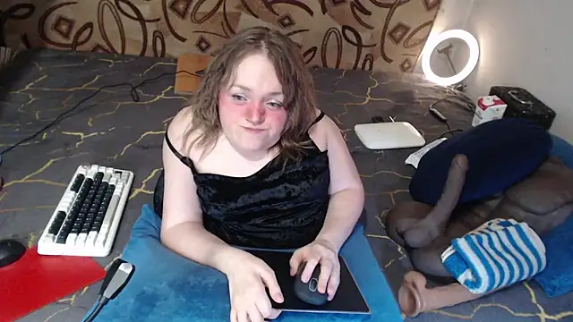 MiniNatalie online show from March 9, 2025, 9:13 am