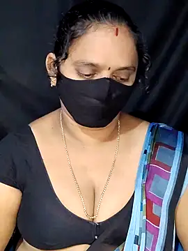 vintage-vibs online show from January 12, 2025, 5:44 pm