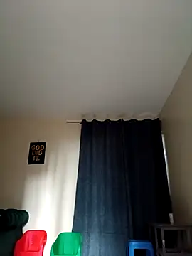 Snapshot of Lucyy1 chatting on March 13, 2025, 6:16 am Lucyy1 online show from March 13, 2025, 6:16 am