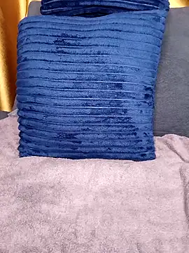 Snapshot of Lucyy1 chatting on February 4, 2026, 10:26 pm Lucyy1 online show from February 4, 2026, 10:26 pm