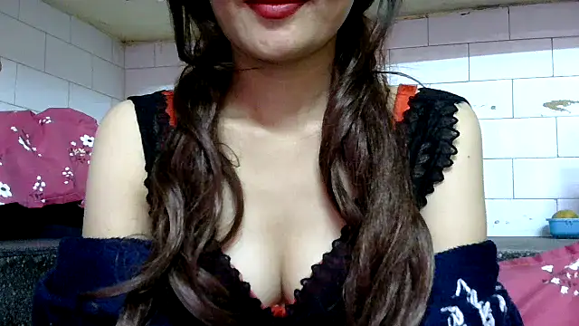 Snapshot of Has_Ke_Dungi chatting on December 10, 2024, 1:32 am Has Ke Dungi online show from December 10, 2024, 1:32 am