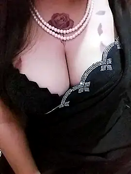 SHUBHI880 online show from October 4, 2025, 9:07 am