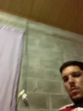 Snapshot of grosso19J chatting on April 6, 2026, 2:42 am grosso19J online show from April 6, 2026, 2:42 am