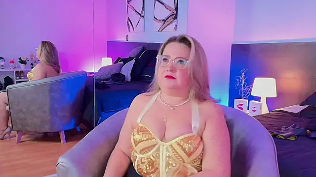 MartinaCaycedo online show from January 14, 2025, 9:13 am