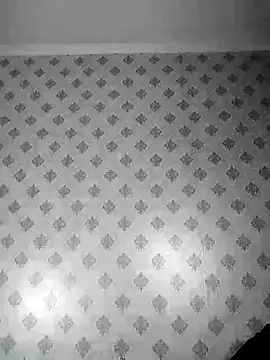 Snapshot of MaryannG chatting on February 22, 2025, 4:18 am MaryannG online show from February 22, 2025, 4:18 am