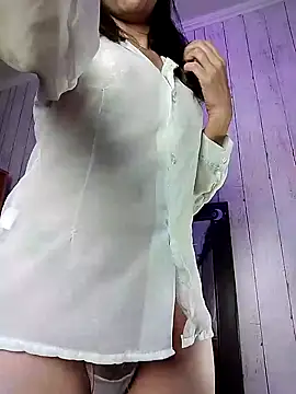 Snapshot of MaryannG chatting on March 14, 2025, 3:15 am MaryannG online show from March 14, 2025, 3:15 am