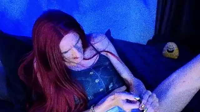 Snapshot of LuvNuk chatting on January 13, 2025, 8:37 pm LuvNuk online show from January 13, 2025, 8:37 pm