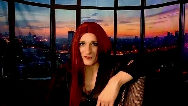 Snapshot of LuvNuk chatting on March 5, 2025, 9:37 pm LuvNuk online show from March 5, 2025, 9:37 pm