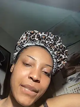 KimiAqua online show from October 4, 2025, 11:19 am