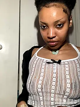 KimiAqua online show from October 26, 2025, 5:19 pm