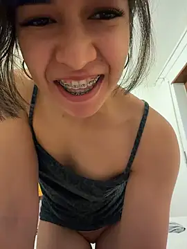 BitchyBratxxx online show from January 18, 2026, 11:25 am