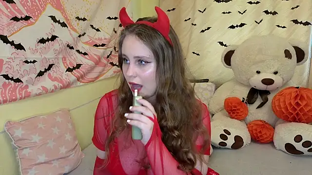 Sellya Houston online show from October 31, 2025, 9:10 am