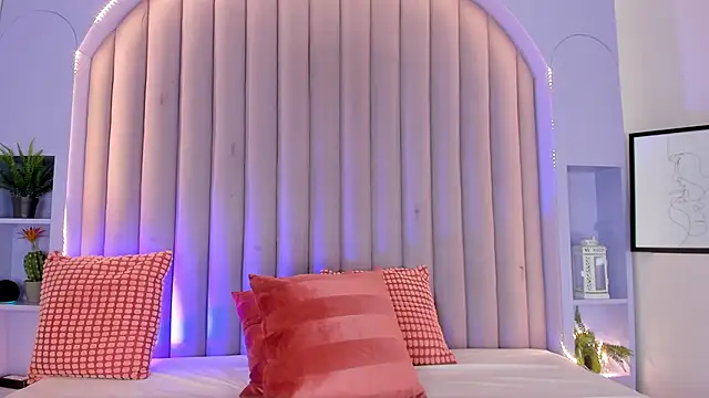 AmyPalmmer online show from November 21, 2025, 11:53 am