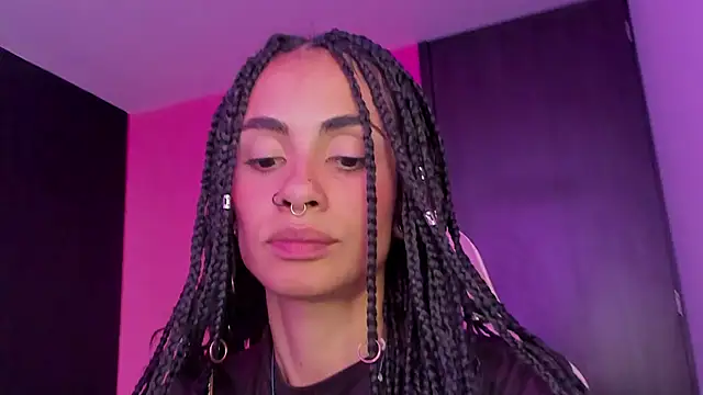 Snapshot of Juanadearco5 chatting on December 9, 2024, 6:35 pm Juanadearco5 online show from December 9, 2024, 6:35 pm