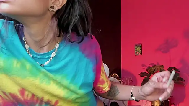 Snapshot of Juanadearco5 chatting on March 5, 2025, 11:49 am Juanadearco5 online show from March 5, 2025, 11:49 am