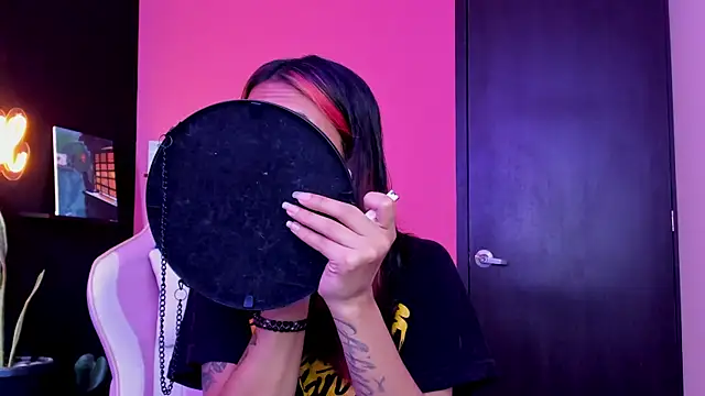 Snapshot of Juanadearco5 chatting on September 18, 2025, 2:52 pm Juanadearco5 online show from September 18, 2025, 2:52 pm