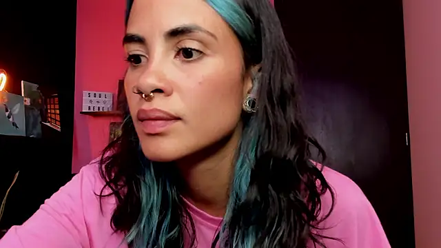 Snapshot of Juanadearco5 chatting on September 26, 2025, 9:52 pm Juanadearco5 online show from September 26, 2025, 9:52 pm