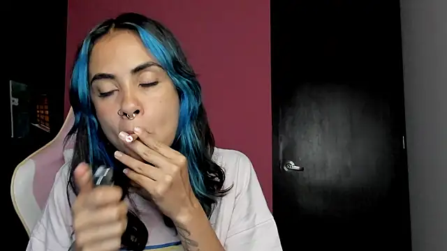 Snapshot of Juanadearco5 chatting on October 4, 2025, 11:03 pm Juanadearco5 online show from October 4, 2025, 11:03 pm