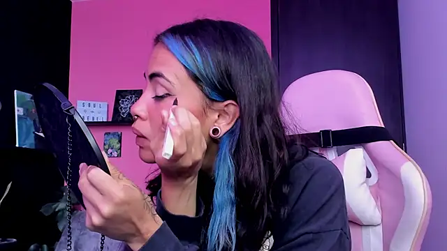 Snapshot of Juanadearco5 chatting on October 7, 2025, 5:21 pm Juanadearco5 online show from October 7, 2025, 5:21 pm