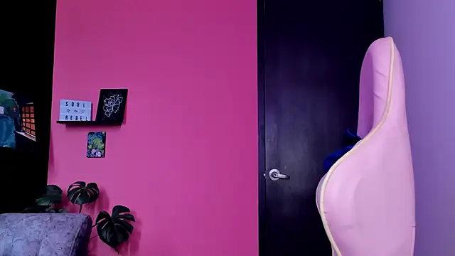 Snapshot of Juanadearco5 chatting on October 11, 2025, 5:00 pm Juanadearco5 online show from October 11, 2025, 5:00 pm