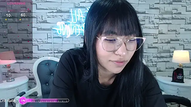 marilin a online show from December 23, 2024, 10:44 pm