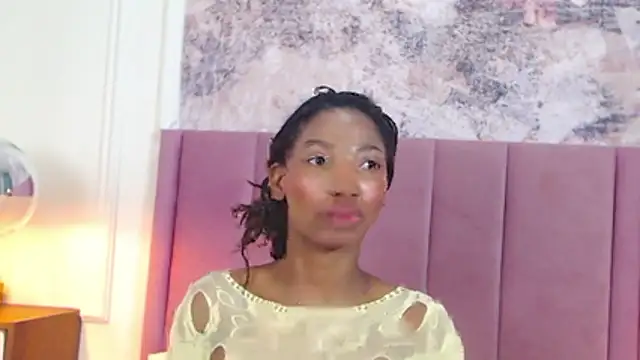 SabrinaDevill online show from February 6, 2026, 1:14 pm