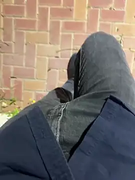 hotisraeli online show from March 19, 2025, 4:13 pm