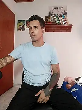 Snapshot of chero_95 chatting on November 22, 2025, 8:08 pm chero 95 online show from November 22, 2025, 8:08 pm