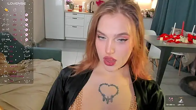 CarolineLovers online show from December 25, 2024, 11:53 pm