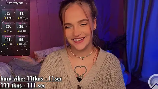 CarolineLovers online show from March 15, 2025, 11:28 pm