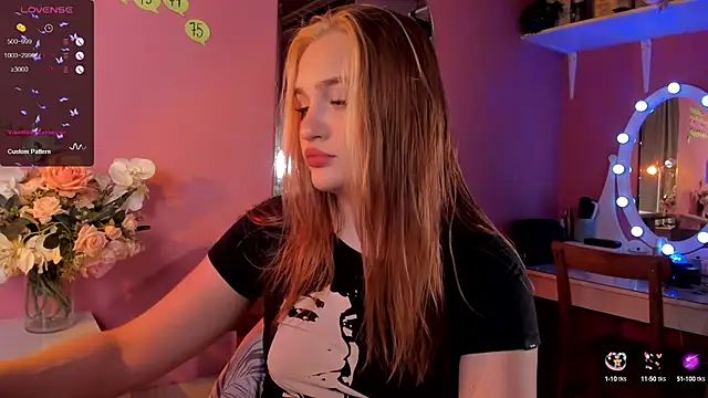 CarolineLovers online show from October 9, 2025, 11:14 pm