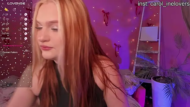 CarolineLovers online show from February 4, 2026, 9:53 pm