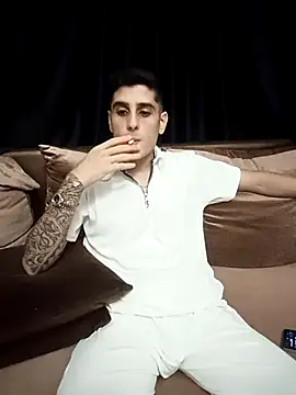 arenn1997 online show from September 8, 2025, 10:09 pm