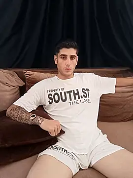 arenn1997 online show from September 14, 2025, 12:26 pm