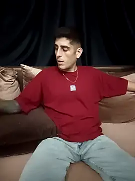 arenn1997 online show from September 28, 2025, 10:15 pm