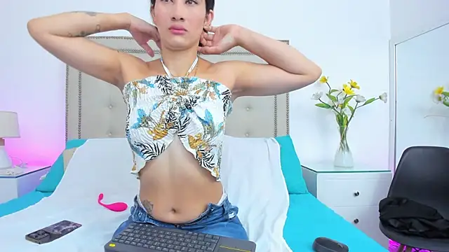 Cataleyalove ADY online show from April 5, 2026, 12:46 pm