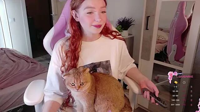 cinnabon girls online show from October 30, 2025, 11:38 pm