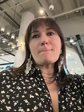 ZhenjaPoledance online show from February 14, 2025, 12:03 pm